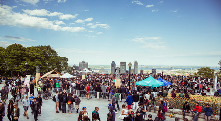 Press kit | 1969-02 - Press release | Chromatic makes stop at the Old Port of Montreal for its 7th edition - Chromatic Festival - Art - Chromatic Montréal on the Mount Royal Belvedere, 2015 - Photo credit: Bruno Destombes