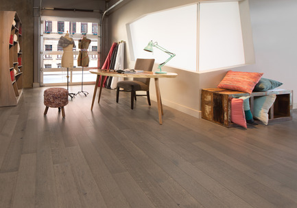 Dossier de presse | 1639-05 - Communiqué de presse | Nouvelles couleurs et essences s'ajoutent à la collection Sweet Memories de Planchers Mirage - Planchers de bois franc Mirage - Design d’intérieur résidentiel -   Chêne blanc&nbsp;rustique R&amp;Q, Tree House - collection Sweet Memories   - Crédit photo : Planchers de bois franc Mirage