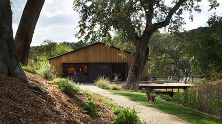 Dossier de presse | 2112-01 - Communiqué de presse | Brecon Estate Winery - Aidlin Darling Design - Architecture commerciale - Facade, after renovation - Crédit photo : Adam Rouse