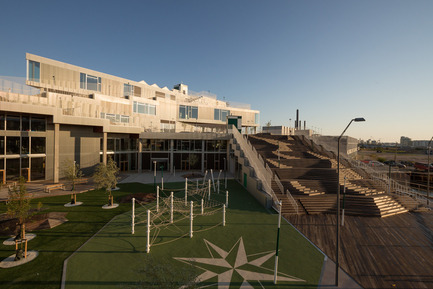 Dossier de presse | 2013-03 - Communiqué de presse | Winner announcements for the WAN Education, Sport in Architecture & Performing Spaces Award 2016 - World Architecture News Awards (WAN AWARDS) - Architecture commerciale - WAN Education Award 2016 Winner   - Crédit photo :  SOUTH HARBOUR SCHOOL by JJW Architects © Torben Eskerod. 
