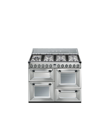 Dossier de presse | 2116-01 - Communiqué de presse | Red Dot Award: Product Design 2016, Smeg Wins Over The International Juries Once Again - SMEG - Concours -         Cooker Smeg TR4110 :&nbsp;Victoria Aesthetic cooker with gas hobs, main and auxiliary oven, grill, 110X60 cm. - Crédit photo : Smeg