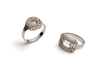 Press kit | 2117-01 - Press release | Rings "cut" - KISSdesign, Sally Kiss - Product - Rings "cut"<br>material: Steinless steal<br> - Photo credit: knauf-fotodesign