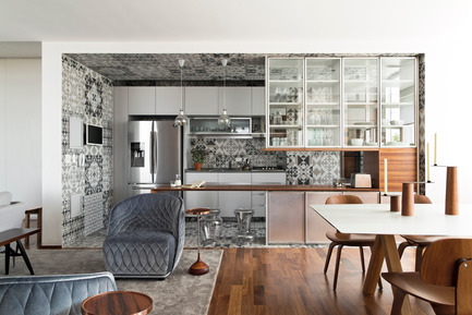 Dossier de presse | 1177-04 - Communiqué de presse | 360° Apartment by Diego Revollo - Ceramiche Refin - Design d’intérieur résidentiel - 360º Apartment<br> - Crédit photo :  Alain Brugier 