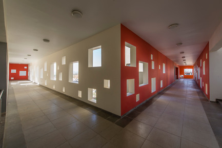 Dossier de presse | 1432-01 - Communiqué de presse | Studios 18 - Sanjay Puri Architects - Architecture résidentielle - CORRIDOR - Crédit photo :  Vinesh Gandhi 