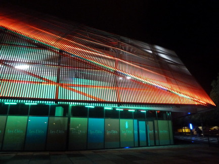 Dossier de presse | 896-05 - Communiqué de presse | Les Eléis, un centre commercial entre ciel et mer - Arte Charpentier Architectes & CALQ Architecture - Architecture commerciale - Crédit photo : Arte Charpentier - F. Castro