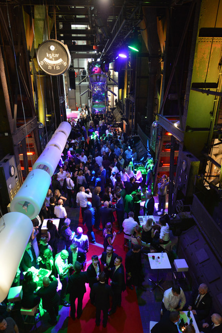 Dossier de presse | 1696-08 - Communiqué de presse | Award ceremony, exhibitions and after-show party crown the winners of the Red Dot Award: Product Design 2016 - Red Dot Award - Évènement + Exposition - The Red Dot Design Museum is the perfect location for the Designers' Night<br> - Crédit photo : Red Dot