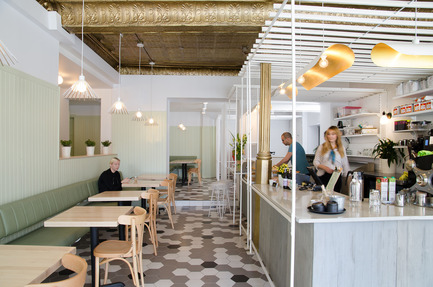 Press kit | 1097-05 - Press release | Café Pista - Les Ateliers Guyon - Commercial Interior Design - Café Pista - Photo credit: Éliott Légaré