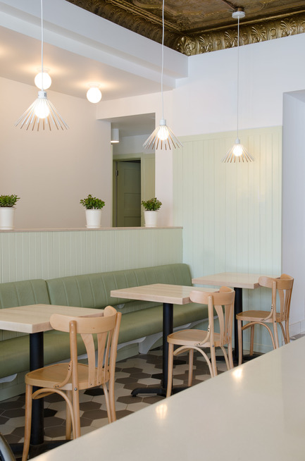 Press kit | 1097-05 - Press release | Café Pista - Les Ateliers Guyon - Commercial Interior Design - Café Pista - Photo credit: Éliott Légaré