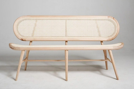 Dossier de presse | 1830-07 - Communiqué de presse | FAD Awards Winners 2016 - FAD - Fostering Arts and Design - Concours -  Silver Delta&nbsp;<br><br>Banc Bernardes<br> Design studio: Andreu Carulla Studio<br> Company: Silleria Vergés S.A  - Crédit photo : fad