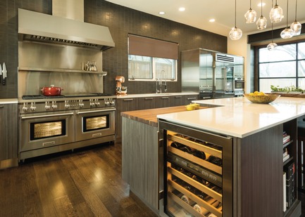 Press kit | 2153-01 - Press release | Sub-Zero & WolfKitchen Design Contest: 2015-2016 call for entries - Sub-Zero & Wolf Montreal & Toronto - Residential Interior Design -  INTEGRATED LIVING&nbsp;&nbsp;- design: ABBY SMITH DESIGN&nbsp;-&nbsp;REGIONAL AWARD WINNER KDC 2013-14 - Photo credit:         Kitchen Design Contests/Sub-Zero Wolf