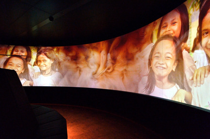 Press kit | 1997-02 - Press release | Dutch design for Nestlé’s open house in Switzerland - Tinker imagineers - Event + Exhibition - Fondations, 360 video projections - Photo credit: Mike Bink