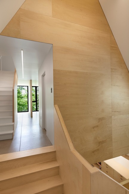 Dossier de presse | 1010-04 - Communiqué de presse | FAHOUSE - Studio Jean Verville architectes - Architecture résidentielle - Crédit photo : Maxime Brouillet