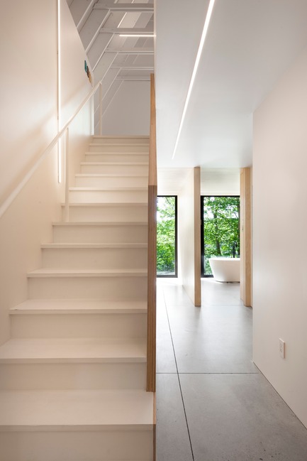 Dossier de presse | 1010-04 - Communiqué de presse | FAHOUSE - Studio Jean Verville architectes - Architecture résidentielle - Crédit photo : Maxime Brouillet