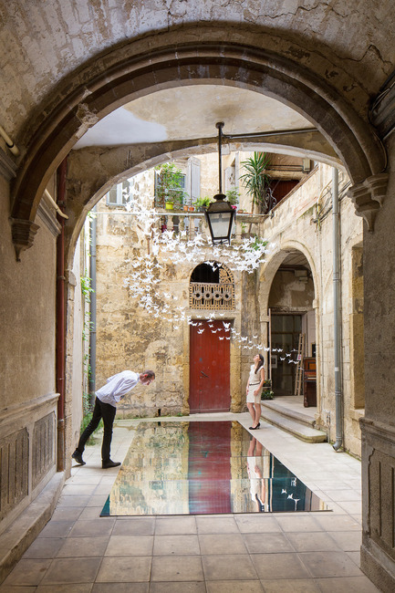 Dossier de presse | 982-30 - Communiqué de presse | Festival des Architectures Vives 2016 - Montpellier et La Grande Motte - Association Champ Libre - Festival des Architectures Vives (FAV) - Design urbain - In n' Over<br>Maxime Derrouch, Typhaine Le Goff et Emeline Marty&nbsp; - Crédit photo : Paul KOZLOWSKI ©photoarchitecture.com<br>Site&nbsp;: http://photoarchitecture.com