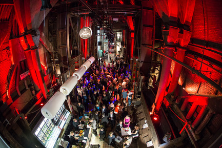 Press kit | 1696-09 - Press release | Award-winning design, premium products and a touch of Hollywood in Essen: That was the Red Dot Gala 2016 - Red Dot Award - Competition - The Designers' Night is the legendary party after the Red Dot Gala<br> - Photo credit: Red Dot