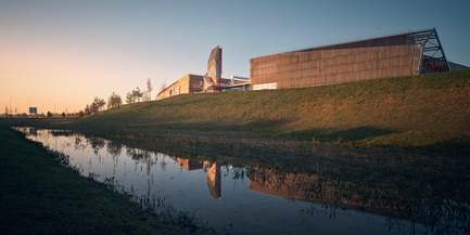 Dossier de presse | 896-09 - Communiqué de presse | Les Saisons - Arte Charpentier Architectes - Architecture commerciale - Crédit photo : Epaillard+Machado