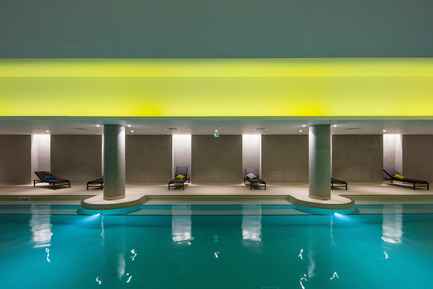 Dossier de presse | 896-10 - Communiqué de presse | Hôtels Ibis Styles et Pullman à Roissypôle - Arte Charpentier Architectes - Architecture commerciale - Crédit photo : Christophe Valtin