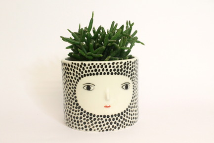 Press kit | 2158-19 - Press release | IDS Vancouver Announces Tom Dixon as Keynote Speaker for Trade Day - Interior Design Show Vancouver (IDS Vancouver) - Event + Exhibition - Planter by Clay &amp; Glaze Ceramicist Kinska - Photo credit: Image Courtesy of Kinska