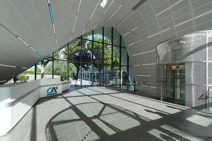 Dossier de presse | 896-11 - Communiqué de presse | Pavillon d'accueil du campus Evergreen - Arte Charpentier Architectes - Architecture institutionnelle - Crédit photo : Augusto Da Silva