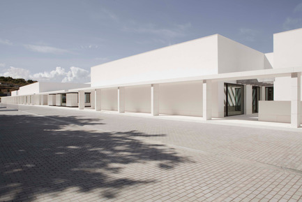 Dossier de presse | 2167-01 - Communiqué de presse | A Shelter for Life - Elsa Urquijo Architects - Architecture institutionnelle - Crédit photo : ELSA URQUIJO ARCHITECTS