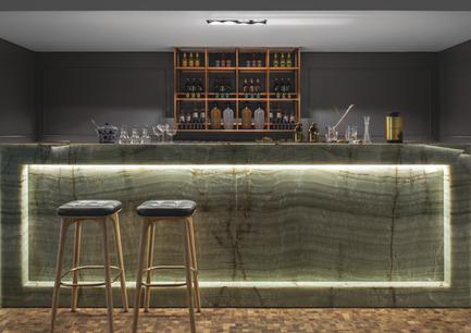 Dossier de presse | 1124-09 - Communiqué de presse | WIN Awards - Hospitality Shortlist Announced - World Interiors News - Design d’intérieur commercial - WIN Awards 2016 - Bars Category:&nbsp;Cocktail Kitchen by Anarchitect (United Arab Emirates)<br><br>Designed by UAE based practice Anarchitect, architects Jonathan Ashmore and Tarik Zaharna created a sequence of spaces over 500 sq. m that maximize social interaction as part of the overall experience. It was important to create a journey and narrative embedded in the project that continually intrigues and invites guests back to engage and enjoy these experiences in a relaxed and beautifully crafted environment.<br><br>‘The architects have used some very novel materials – we liked the use of timber floor and exclusive stone.’ MA<br><br>‘There are some really beautiful moments in this project.’ CN<br> - Crédit photo : Anarchitect