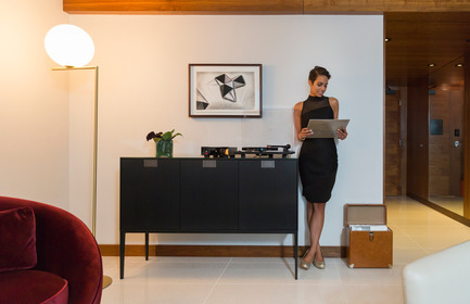 Dossier de presse | 2065-01 - Communiqué de presse | ‘The Owner’s Suite Collection’ is Unveiled   at Fairmont Pacific Rim in Vancouver, Canada - Fairmont Pacific Rim - Design d’intérieur commercial - Record Experience - Lifestyle - Crédit photo : Fairmont Pacific Rim