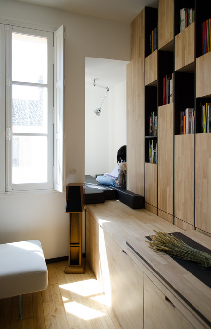 Dossier de presse | 2180-01 - Communiqué de presse | Un grand PETIT nid - Mickaël Martins Afonso & L'atelier miel - Design d’intérieur résidentiel -  Espace détente (cocon)<br>  - Crédit photo : Mickaël Martins Afonso
