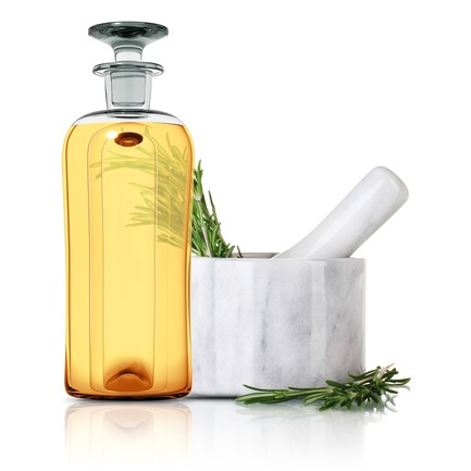 Dossier de presse | 1085-01 - Communiqué de presse | «Aux sources de la beauté.» - La clinique pH Santé Beauté - Art de vivre - Bottle Pestle - Crédit photo : pH Santé Beauté