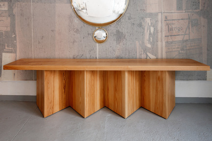 Dossier de presse | 2125-02 - Communiqué de presse | Georgian Designer Tinatin Kilaberidze Debuts Custom Furniture, Lighting& Wallpaper Capsule Collection - Valerie Goodman Gallery - Design d’intérieur résidentiel - Crédit photo : Karin Kohlberg&nbsp;