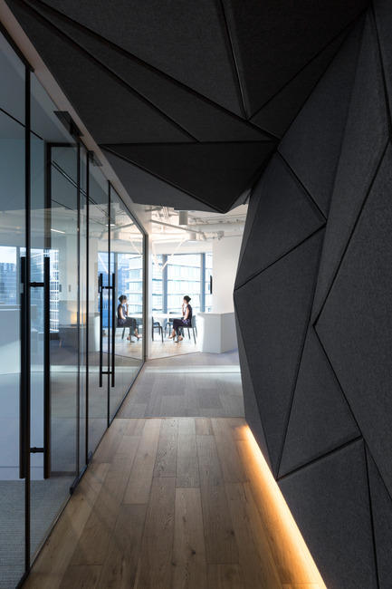 Press kit | 2073-02 - Press release | From mountain to modern design, DIALOG createsEdgar’s new space to bring the outdoors inside - DIALOG - Commercial Interior Design - Edgar Office<br> - Photo credit: Ema Peter Photography<br> 