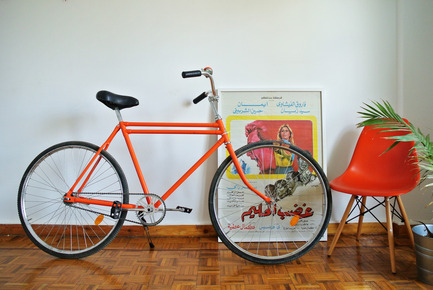 Dossier de presse | 1834-10 - Communiqué de presse | Dubai Design Week 2016 Announces 'Iconic City: Cairo Now! City Incomplete' - Dubai Design Week - Évènement + Exposition - Ain Bicycles, Karim Abbany,2013 - Crédit photo : Dubai Design Week