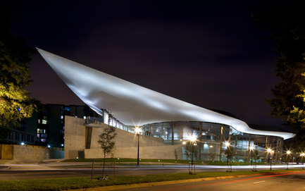 Press kit | 2197-01 - Press release | Bing Thom 1940-2016 - Bing Thom Architects - Institutional Architecture - Arena Stage,&nbsp;Washington, DC - Photo credit:  <br class="">        Nic Lehoux 