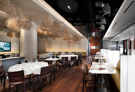 Dossier de presse | 1048-11 - Communiqué de presse | +tongtong Renovates the Famed Restaurant, Nota Bene in Downtown Toronto - +tongtong - Design d’intérieur commercial - Crédit photo : Lisa Petrole