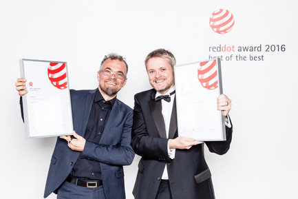 Press kit | 1696-11 - Press release | Application phase for the Red Dot Award: Product Design 2017 begins - Red Dot Award - Competition - Red Dot: Best of the Best winners 2016 (Airbus A350 XWB)<br> - Photo credit:  Red Dot<br> 