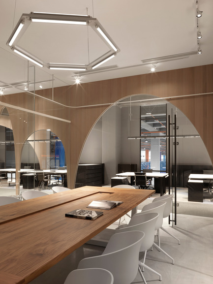 Dossier de presse | 2225-01 - Communiqué de presse | H&M Taiwan office - Courtyard - J.C. Architecture - Design d’intérieur commercial - J.C.Architecture - H&amp;M Taiwan office - Crédit photo : Kevin Wu