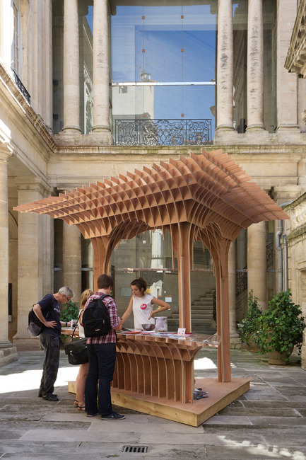 Dossier de presse | 982-10 - Communiqué de presse | Les pavillons du FAV 2013 - MontpellierRobin Juzon Architecte - Association Champ Libre - Festival des Architectures Vives (FAV) - Évènement + Exposition - Robin JUZON - Architecte - Crédit photo : Paul Kozlowski 