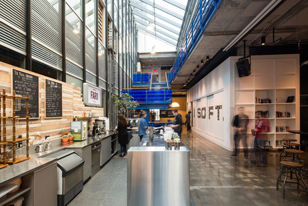Press kit | 1152-08 - Press release | Four-Season Work and Play Areas at Ubisoft Quebec City - LumiGroup - Commercial Interior Design - Lightheaded Lighting: MAX Cylinder - Photo credit: Jonathan Robert
