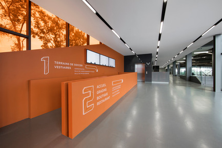 Dossier de presse | 2206-01 - Communiqué de presse | "Stade de soccer de Montréal" Awarded at AAP American Architecture Prize 2016 - Saucier + Perrotte Architectes/HCMA - Architecture institutionnelle - Entrée principale / Lobby - Crédit photo : Olivier Blouin