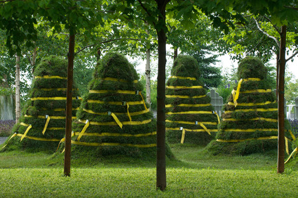 Press kit | 837-19 - Press release | New publication about the International Garden Festival - Experimenting Landscapes: Testing the Limits of the Garden - International Garden Festival / Reford Gardens - Edition - Round Up (d'après Monet) by Legge Lewis Legge, 2008 - Photo credit: Robert Baronet