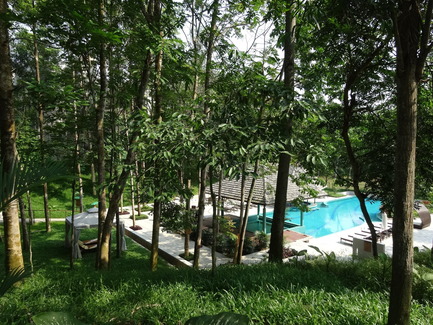 Dossier de presse | 2249-01 - Communiqué de presse | Dusai Resort & Spa - VITTI Sthapati Brindo Ltd. - Architecture résidentielle - Swimming pool within pool - Crédit photo : Md. Ishtiaque Zahir
