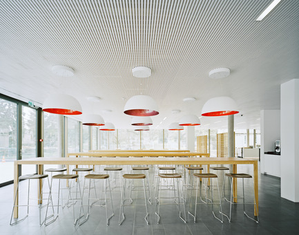 Dossier de presse | 2237-01 - Communiqué de presse | World Trade Organization - wittfoht architekten - Architecture institutionnelle - restaurant - Crédit photo : brigida gonzález<br>