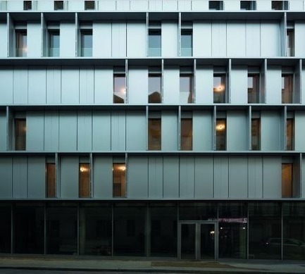 Press kit | 661-35 - Press release | World Architecture Festival 2016 – Day One Winners of International Architectural Awards Announced - World Architecture Festival (WAF) - Institutional Architecture - Photo credit: Housing - Completed Buildings:&nbsp;Babin+Renaud,&nbsp;Aluminium Tip, Paris, France