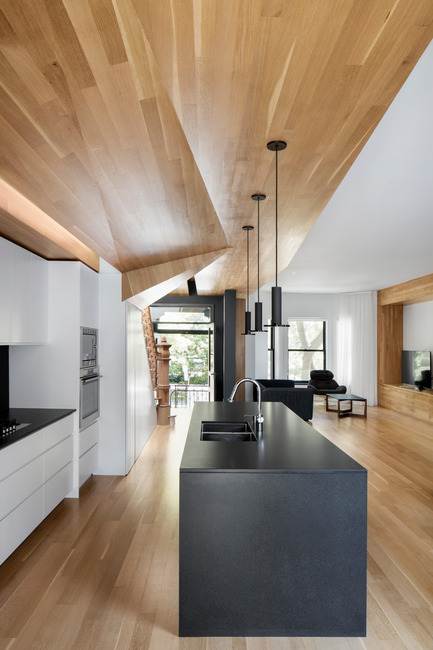 Dossier de presse | 2260-01 - Communiqué de presse | « La Casa » de Paul & Sigi - MXMA Architecture & Design - Design d’intérieur résidentiel - Crédit photo : Adrien Williams