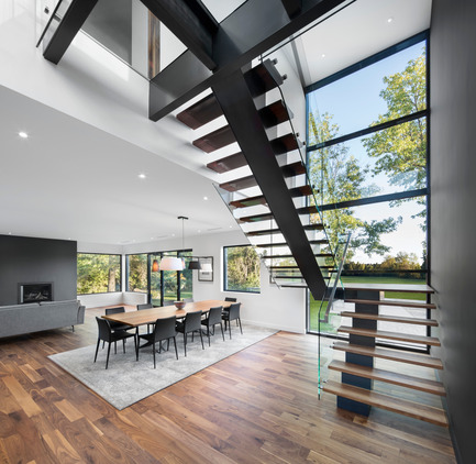 Dossier de presse | 1641-01 - Communiqué de presse | Maison Hemmingford - SIMARD architecture - Architecture résidentielle - Crédit photo : Stéphane Brügger