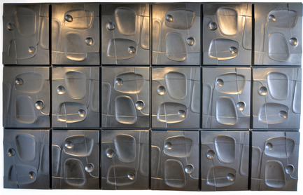 Dossier de presse | 1048-05 - Communiqué de presse | +tongtong introduces the Mooncake serving tray/table concept - +tongtong - Produit - Crédit photo : Colin Faulkner, +tongtong 