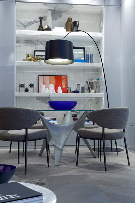 Dossier de presse | 2066-05 - Communiqué de presse | II BY IV DESIGN Win Show Flats and Development Award at SBID Awards 2016 - II BY IV DESIGN - Concours - The Residences of 488 University Avenue_Marketing Centre_Lifestyle Vignette - Crédit photo : David Whittaker