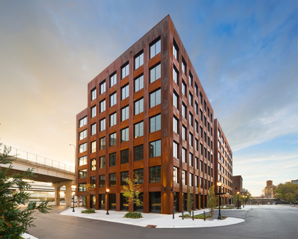 Dossier de presse | 2207-01 - Communiqué de presse | Minneapolis Claims The First Modern Mass Timber Office Building in the U.S. - MGA | MICHAEL GREEN ARCHITECTURE - Architecture commerciale - Crédit photo : Ema Peter