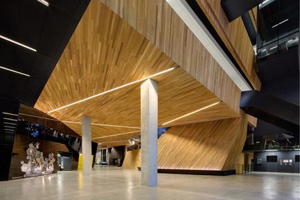 Press kit | 1615-03 - Press release | Call for Entries: The IESBC Vision Awards open January 1, 2017 - IESBC - Lighting Design -   Story of Medicines - UBC Faculty of Pharmaceutical Science by Tripped On Light Design (Joseph M. Scott) <br>   - Photo credit: Marc Cramer, Ema Peter