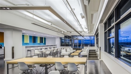 Press kit | 1615-03 - Press release | Call for Entries: The IESBC Vision Awards open January 1, 2017 - IESBC - Lighting Design - Translink Headquarters in Vancouver by Lightwave Studio MMM Group (Ellie Niakan, Michael Graham, Judith Horvath) <br>   - Photo credit: Michael Elkan