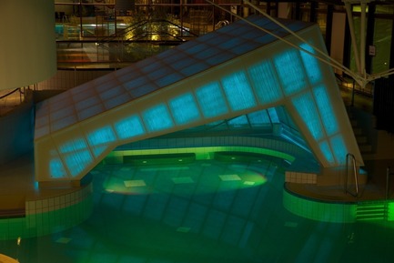 Press kit | 964-04 - Press release | Thermal Baths in Bad Staffelstein With a New Highlight Made of Light Transmitting Concrete - LUCEM GmbH - Institutional Architecture - Photo credit: LUCEM GmbH<br>